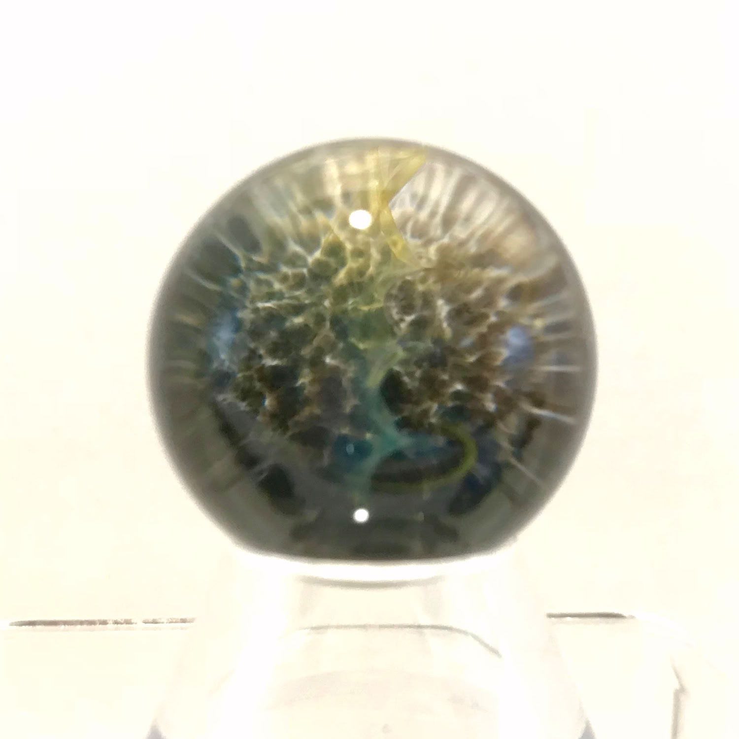 Aaron Slater Fume Twist (small)